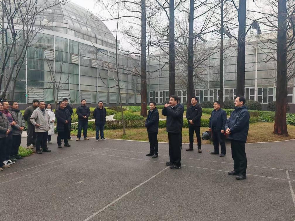 新春慰问鼓干劲，收心聚力启新程 ——省植物园开展节后慰问并召开专题党委会议